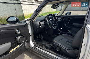 Хетчбек MINI Hatch 2010 в 