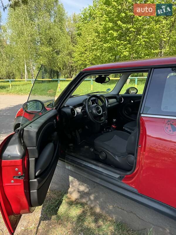 Хетчбек MINI Hatch 2009 в Рівному