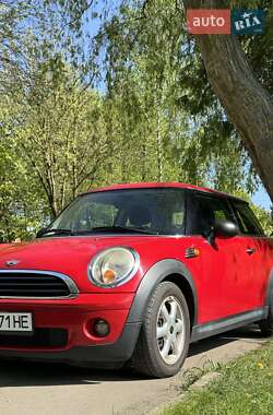 Хетчбек MINI Hatch 2009 в Рівному