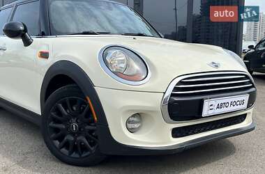 Хетчбек MINI Hatch 2014 в 