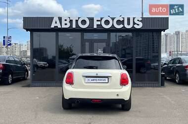 Хетчбек MINI Hatch 2014 в 