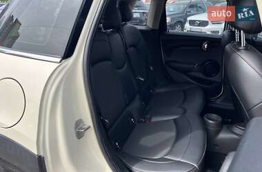 Хетчбек MINI Hatch 2014 в 