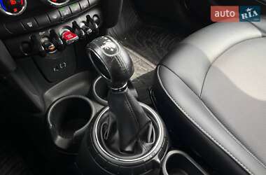 Хетчбек MINI Hatch 2014 в 