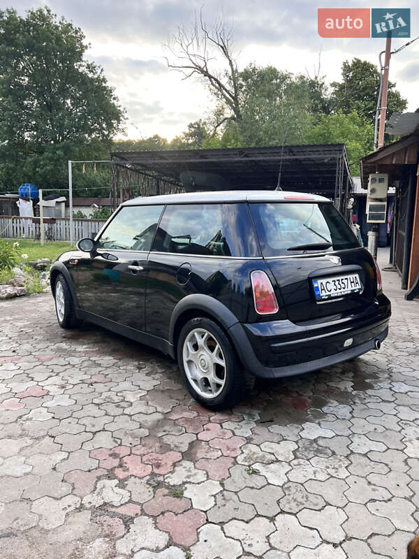 Хетчбек MINI Hatch 2001 в Чернігові фото 2 Хетчбек MINI Hatch 2001 в Чернігові