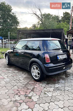 Хэтчбек MINI Hatch 2001 в 