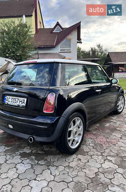 Хэтчбек MINI Hatch 2001 в 