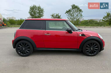 Хетчбек MINI Hatch 2013 в 