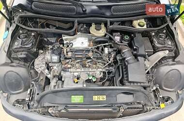 Хэтчбек MINI Hatch 2004 в 