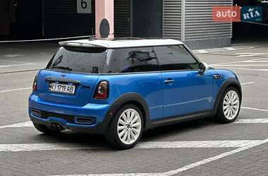 Хэтчбек MINI Hatch 2011 в 
