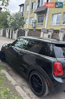 Хэтчбек MINI Hatch 2018 в 