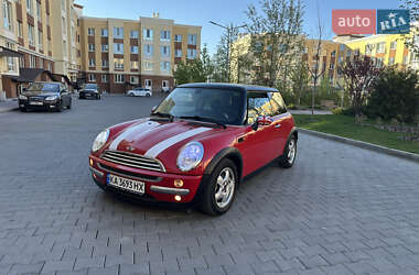 Хэтчбек MINI Hatch 2003 в Киеве
