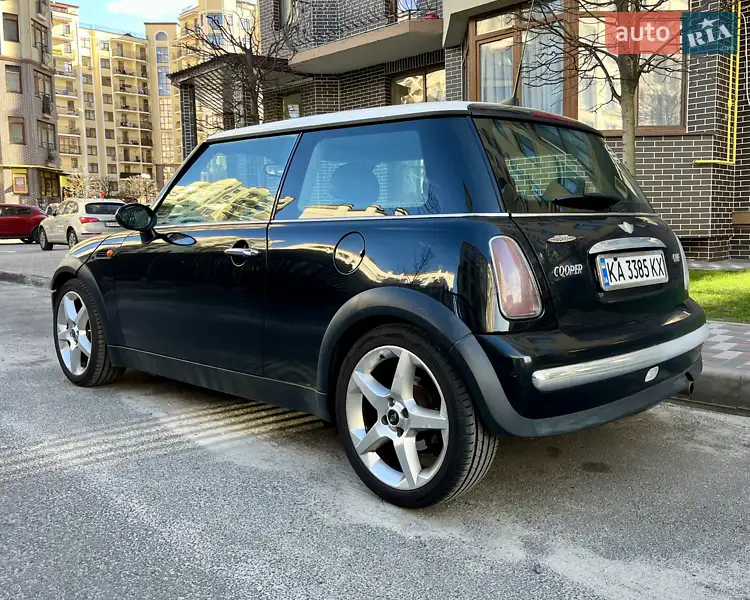 Хэтчбек MINI Hatch 2002 в 
