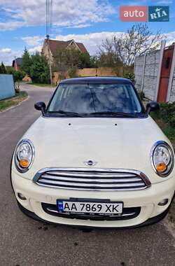 Хетчбек MINI Hatch 2012 в 