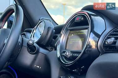 Хетчбек MINI Hatch 2017 в 