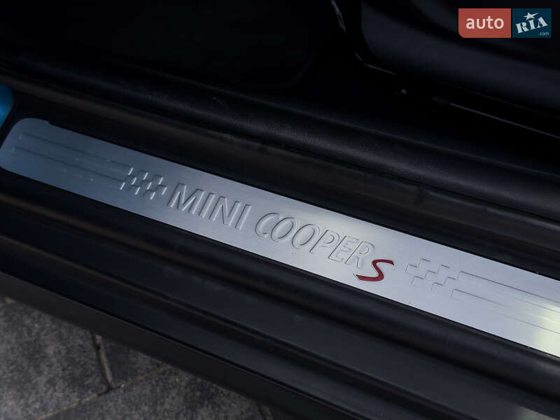 Хэтчбек MINI Hatch 2018 в Ужгороде фото 34 Хэтчбек MINI Hatch 2018 в Ужгороде