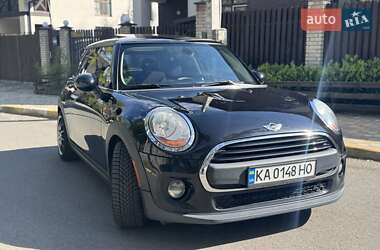 Хетчбек MINI Hatch 2016 в 