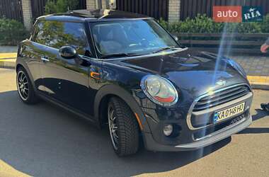 Хетчбек MINI Hatch 2016 в Києві