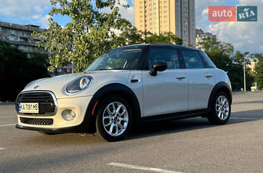 Хэтчбек MINI Hatch 2018 в Киеве