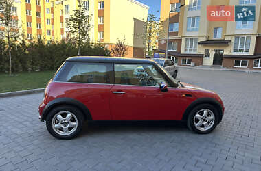 Хэтчбек MINI Hatch 2003 в 
