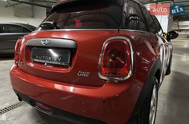 Хетчбек MINI Hatch 2016 в 