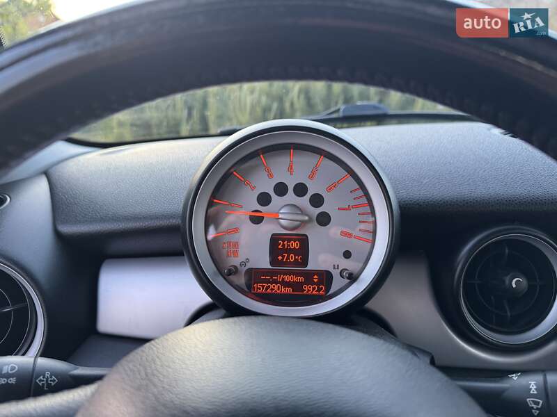 Хэтчбек MINI Hatch 2008 в Луцке