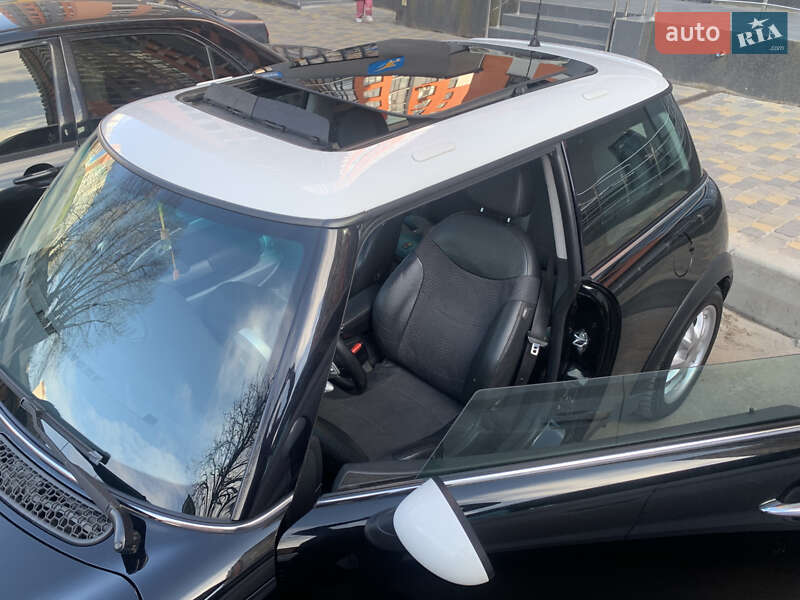 Хетчбек MINI Hatch 2002 в Києві