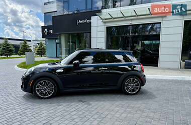 Хетчбек MINI Hatch 2019 в 