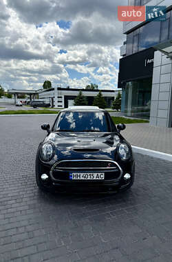 Хетчбек MINI Hatch 2019 в 