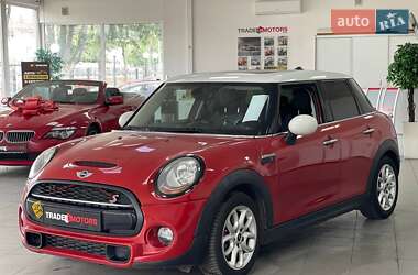 Хэтчбек MINI Hatch 2015 в 
