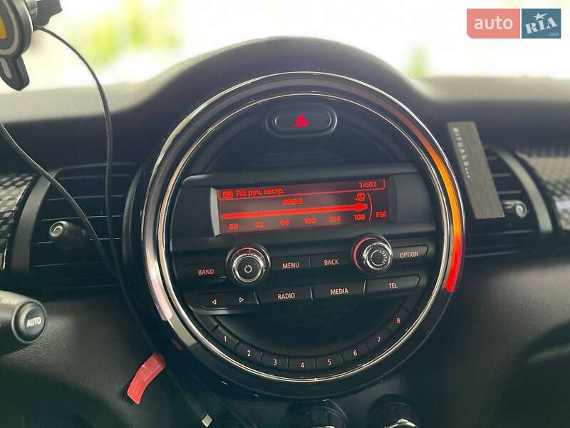 Хетчбек MINI Hatch 2015 в Києві
