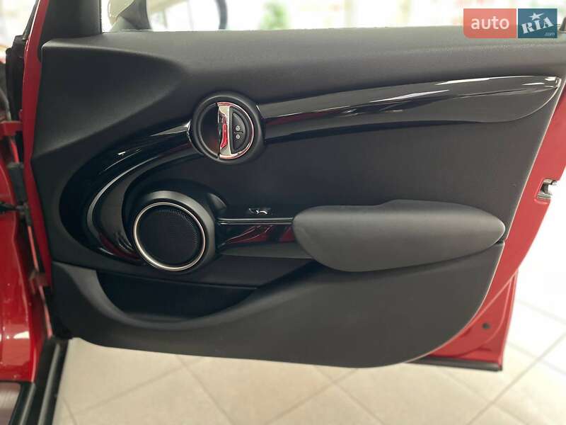 Хетчбек MINI Hatch 2015 в Києві