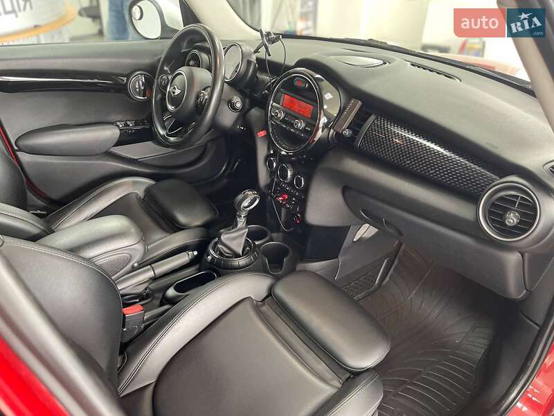 Хетчбек MINI Hatch 2015 в Києві