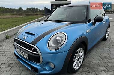 Хетчбек MINI Hatch 2015 в 