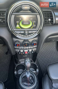 Хетчбек MINI Hatch 2017 в 