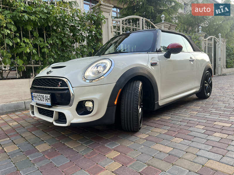 Хетчбек MINI Hatch 2017 в 