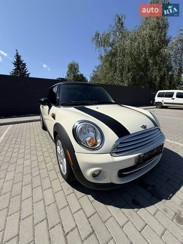 Хетчбек MINI Hatch 2012 в Києві