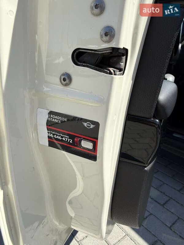 Хетчбек MINI Hatch 2012 в Києві