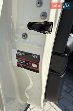 Хэтчбек MINI Hatch 2012 в 