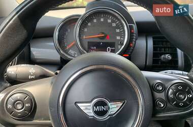 Хетчбек MINI Hatch 2014 в 