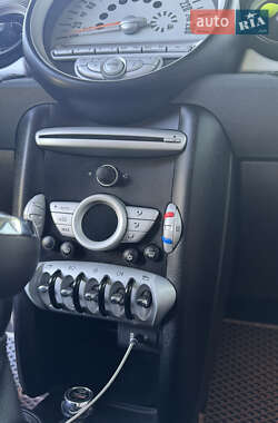 Хэтчбек MINI Hatch 2010 в 