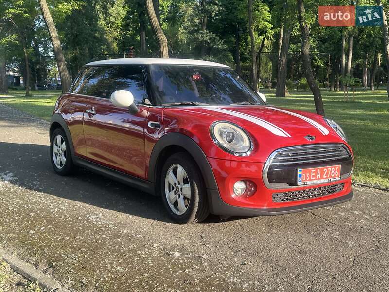Хетчбек MINI Hatch 2015 в Києві