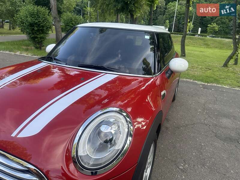 Хетчбек MINI Hatch 2015 в Києві