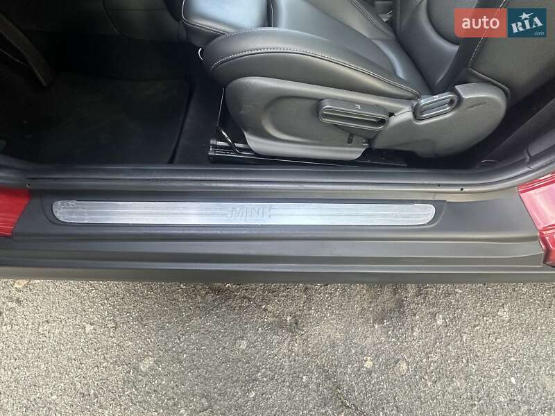 Хетчбек MINI Hatch 2015 в Києві
