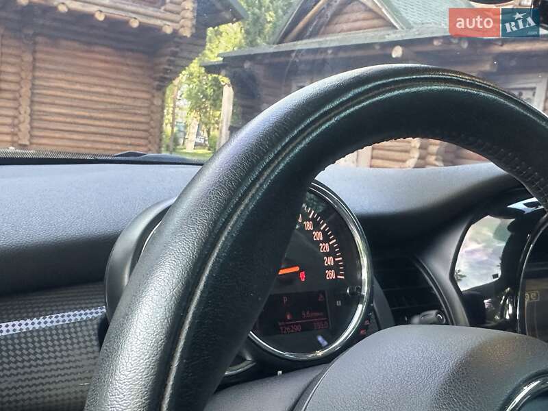 Хетчбек MINI Hatch 2015 в Києві