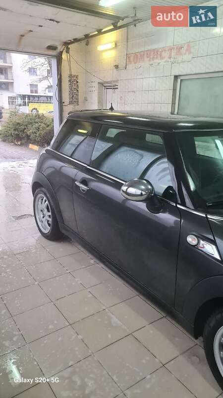 Хетчбек MINI Hatch 2011 в Києві