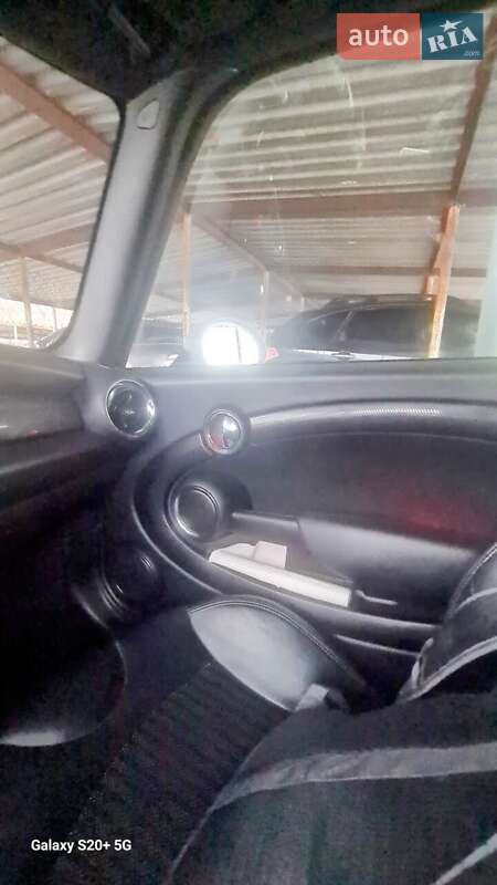 Хетчбек MINI Hatch 2011 в Києві