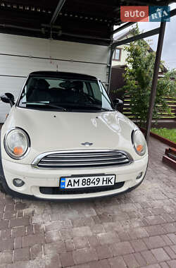 Хэтчбек MINI Hatch 2010 в 