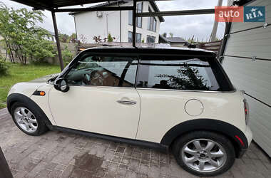 Хэтчбек MINI Hatch 2010 в 