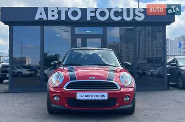 Хетчбек MINI Hatch 2013 в 
