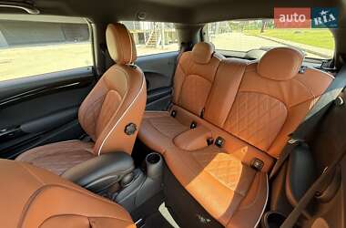 Хэтчбек MINI Hatch 2018 в 